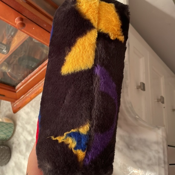 Cute furry multicolored bag. New - Picture 4 of 5